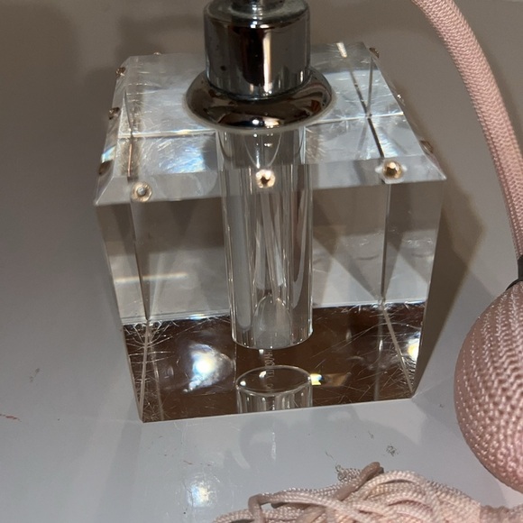 Cynthia Rowley Crystal Perfume Atomizer Dispenser Sprayer - Picture 3 of 4